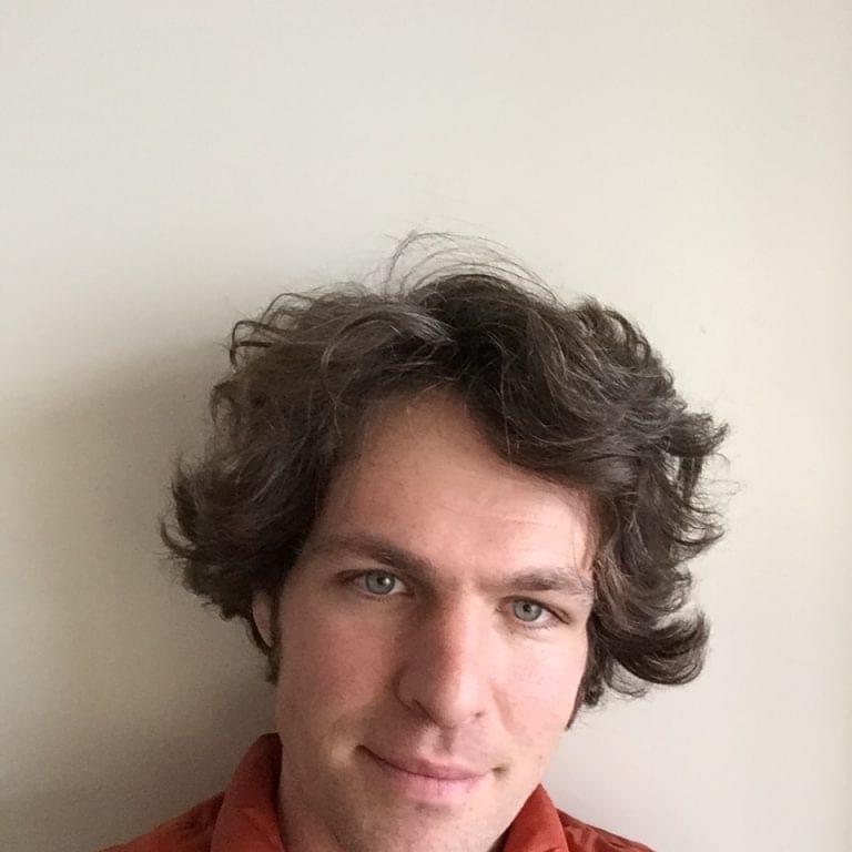 Portrait of Nate Schweber