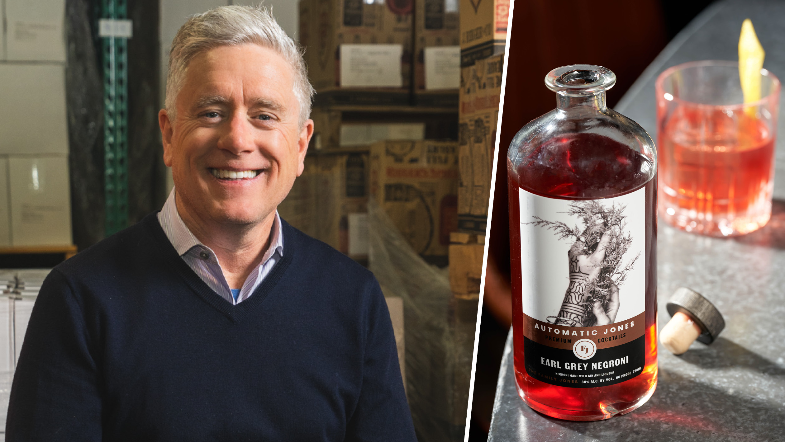 Andrew Auwerda và chai cocktail The Family Jones Earl Grey Negroni độc đáo